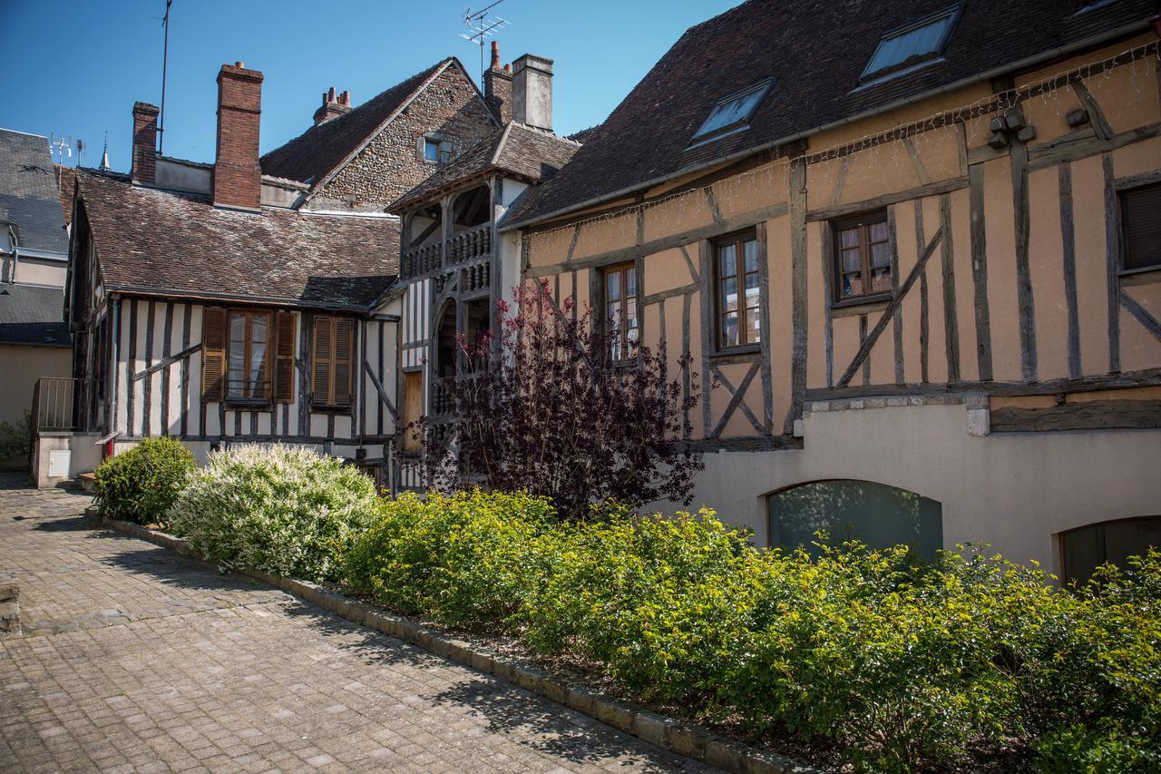 فندق Le Sauvage Château-Renard المظهر الخارجي الصورة